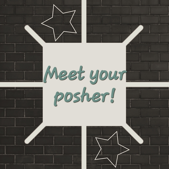 Meet your Posher, Maddi! - Picture 1 of 1